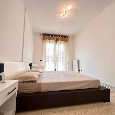 Apartament Mare Delux *