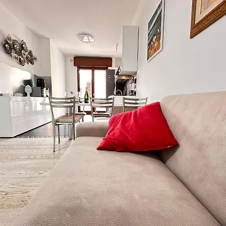 Apartament Mare Delux *