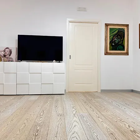 Apartament Mare Delux